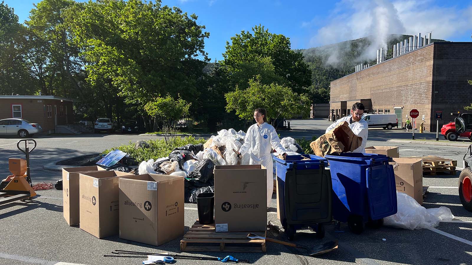 JAX's Levi Rogers and his team conducting the 2022 waste audit at the Jackson Laboratory Bar Harbor campus.